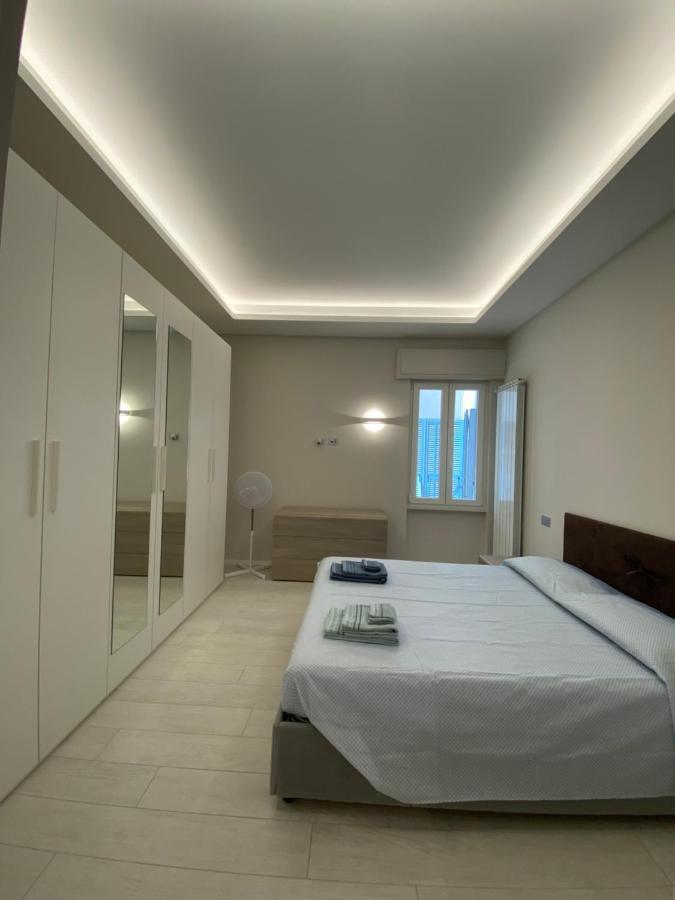 Casa Dante: Oneglia Centro-Marina-Spiagge Διαμέρισμα Imperia Εξωτερικό φωτογραφία