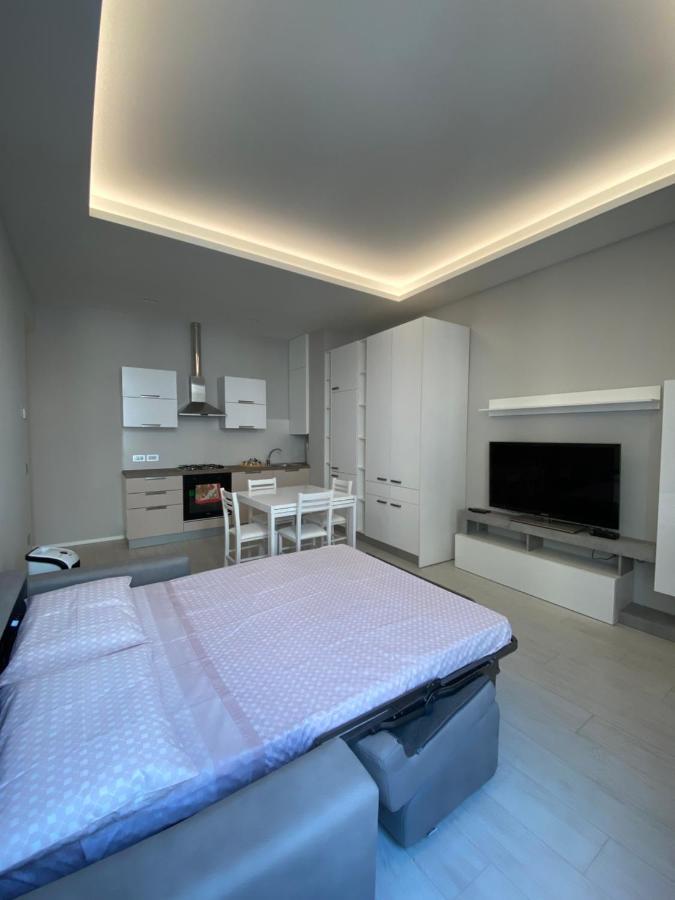 Casa Dante: Oneglia Centro-Marina-Spiagge Διαμέρισμα Imperia Εξωτερικό φωτογραφία