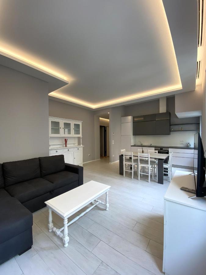 Casa Dante: Oneglia Centro-Marina-Spiagge Διαμέρισμα Imperia Εξωτερικό φωτογραφία
