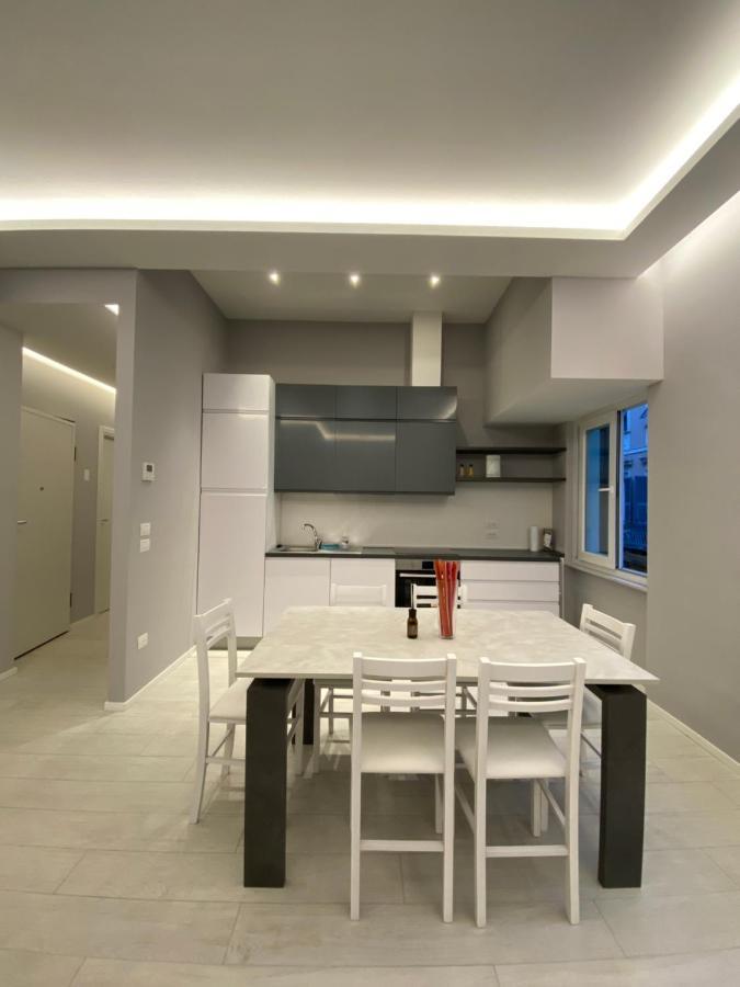 Casa Dante: Oneglia Centro-Marina-Spiagge Διαμέρισμα Imperia Εξωτερικό φωτογραφία