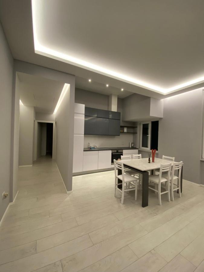Casa Dante: Oneglia Centro-Marina-Spiagge Διαμέρισμα Imperia Εξωτερικό φωτογραφία