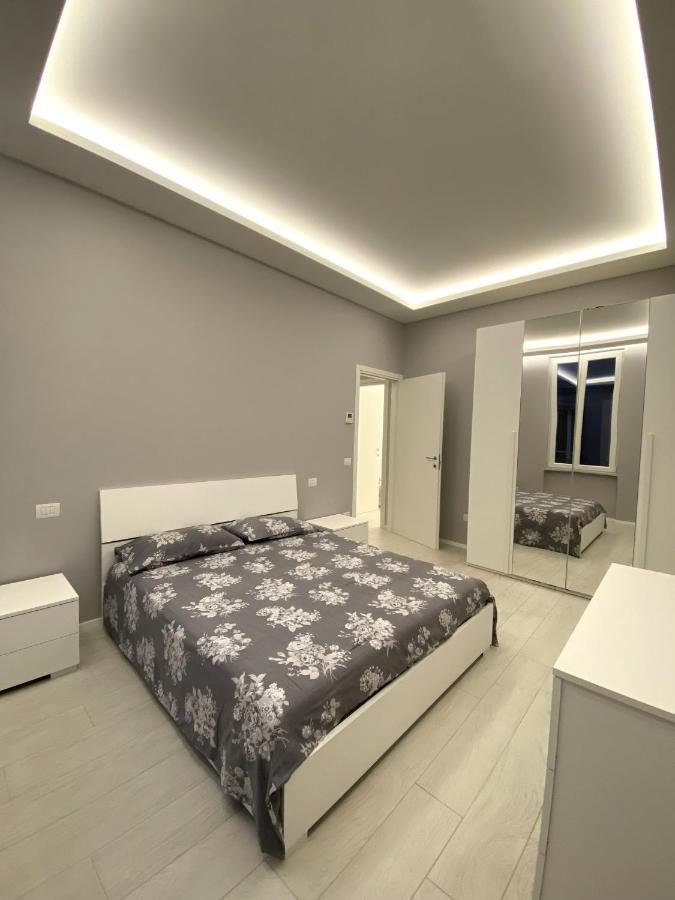 Casa Dante: Oneglia Centro-Marina-Spiagge Διαμέρισμα Imperia Εξωτερικό φωτογραφία